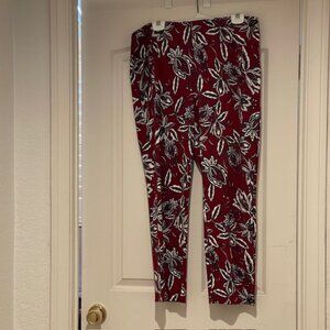Chico's Size 2.5  Burgundy Floral Print Ankle Pant - Elastic Waist